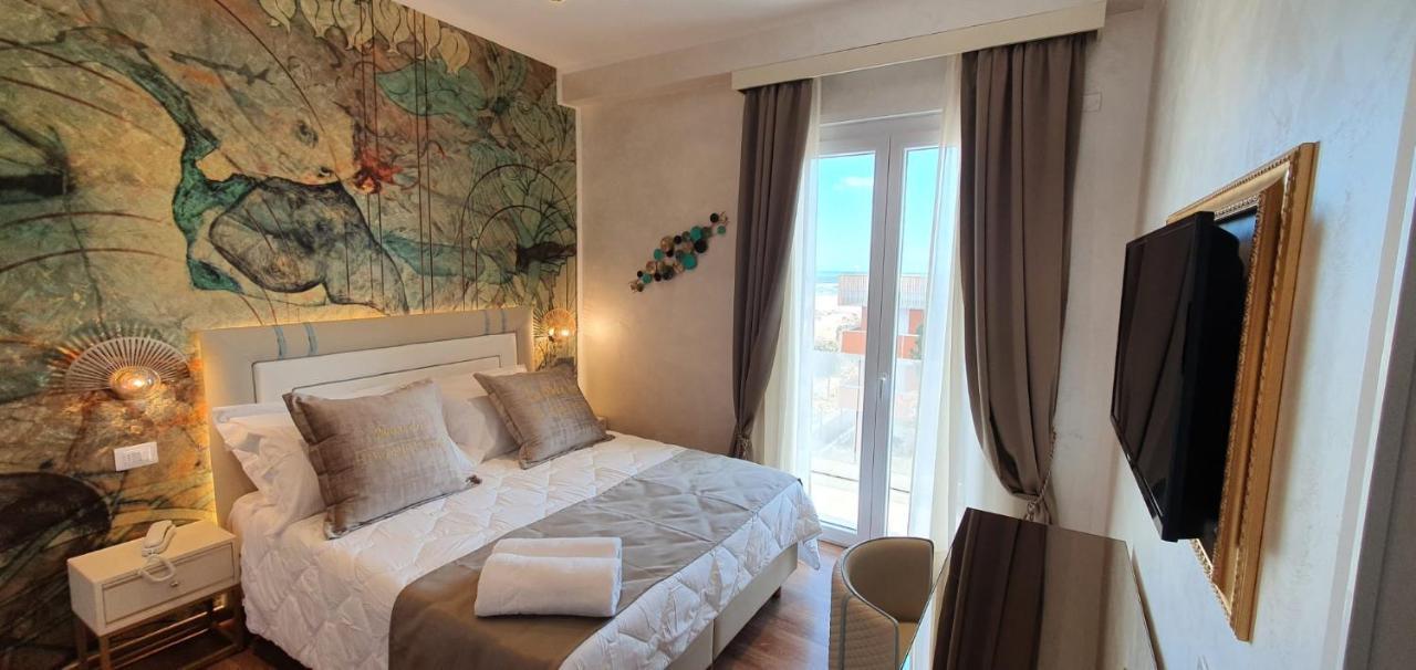 Double or Twin Room with Side Sea View,1249664827:JPEG